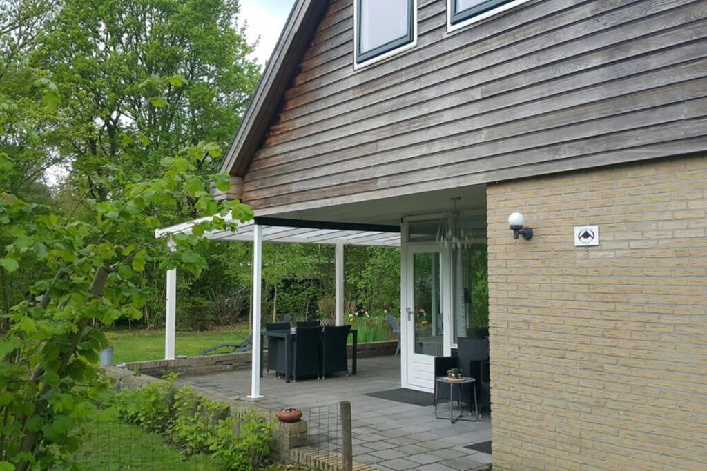 Sfeervolle Villa In Gasselte Drenthe Bij Hemelriek Exterior photo